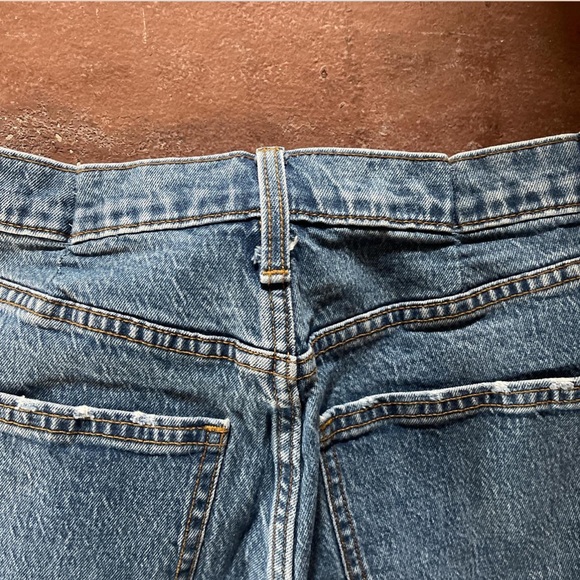 Cropped Ripped Jeans - Picture 4 of 4